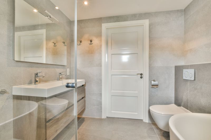 Bathroom with Modern Fixtures and Decor